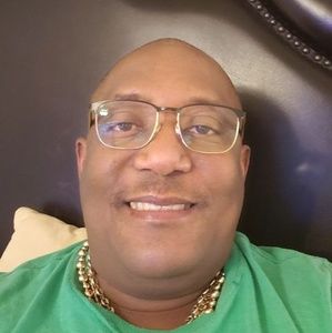 Meet your Posher, Jorge luis